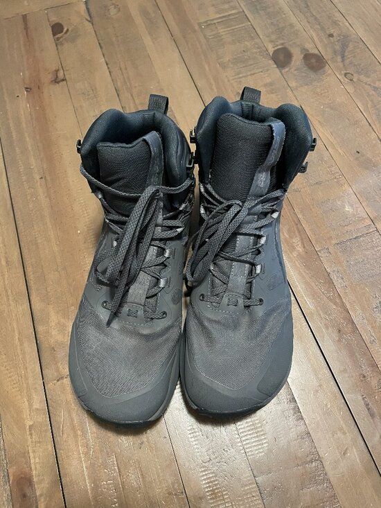 Men\'s Lone Peak 9 Waterproof Mid Size 12.5 Color: Black/Gray